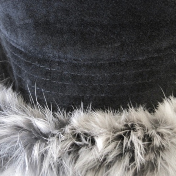 Vintage Danier Suede Bucket Hat With Fur Trim - Picture 7 of 11